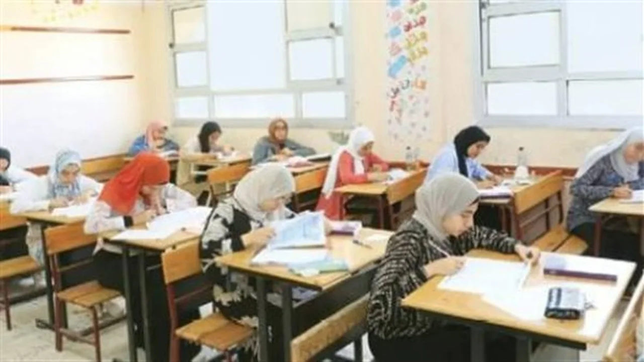 تحديد ضوابط الاختبارات.. التعليم تعلن تفاصيل امتحانات نهاية العام الدراسي الحالي